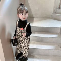 طقم افرهول قطعتين (بلوزة + افرهول تايجر ) AS-2237G